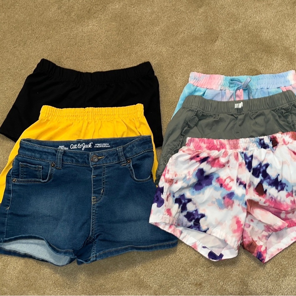 6 pairs girls 10-12 shorts 🌼
